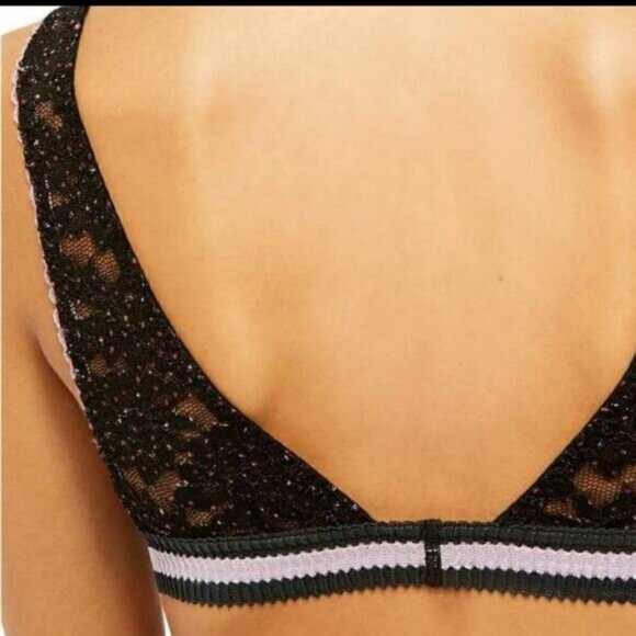 Nwt free people medium bra fp intimately free people lace bralette no wire - Picture 2 of 7